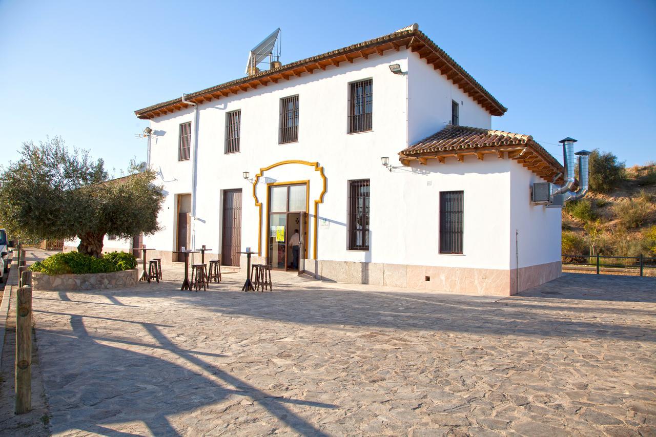 Hotel Puerta De La Sierra Puerto Serrano Esterno foto